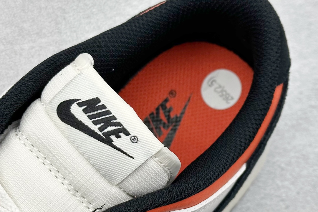 Nike SB Dunk Low 橙黑 HQ4988-030