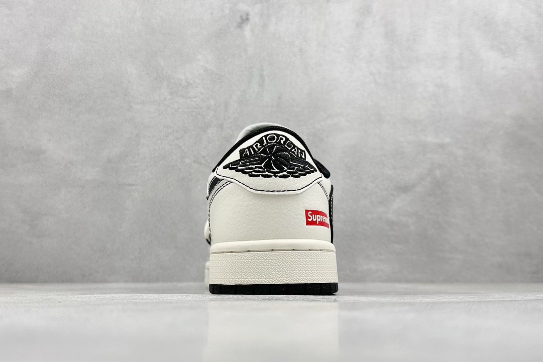 Travis Scott x Nike Air Jordan 1 Low x Supreme Air Jordan 1 Low 反转米黑缝线满天星绑带倒钩 SJ0086-134