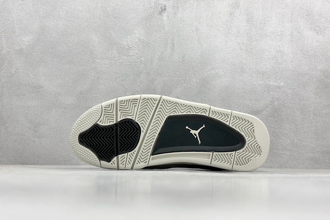 Jordan Air Jordan 4 RM 复古篮球鞋 FQ7939-001