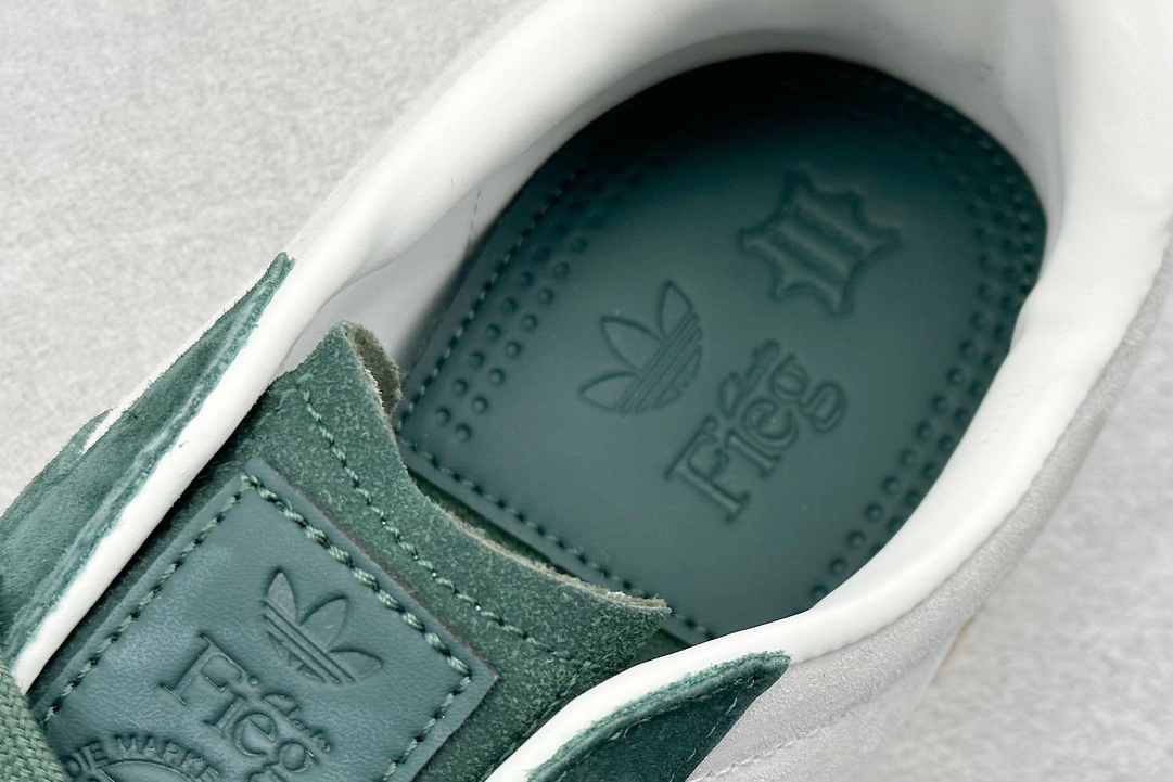 Adidas Originals x Ronnie Fieg x Clarks 8th St. BW Army ”Vitality” 绿白桑巴舞街头系列德训运动板鞋 ID7288