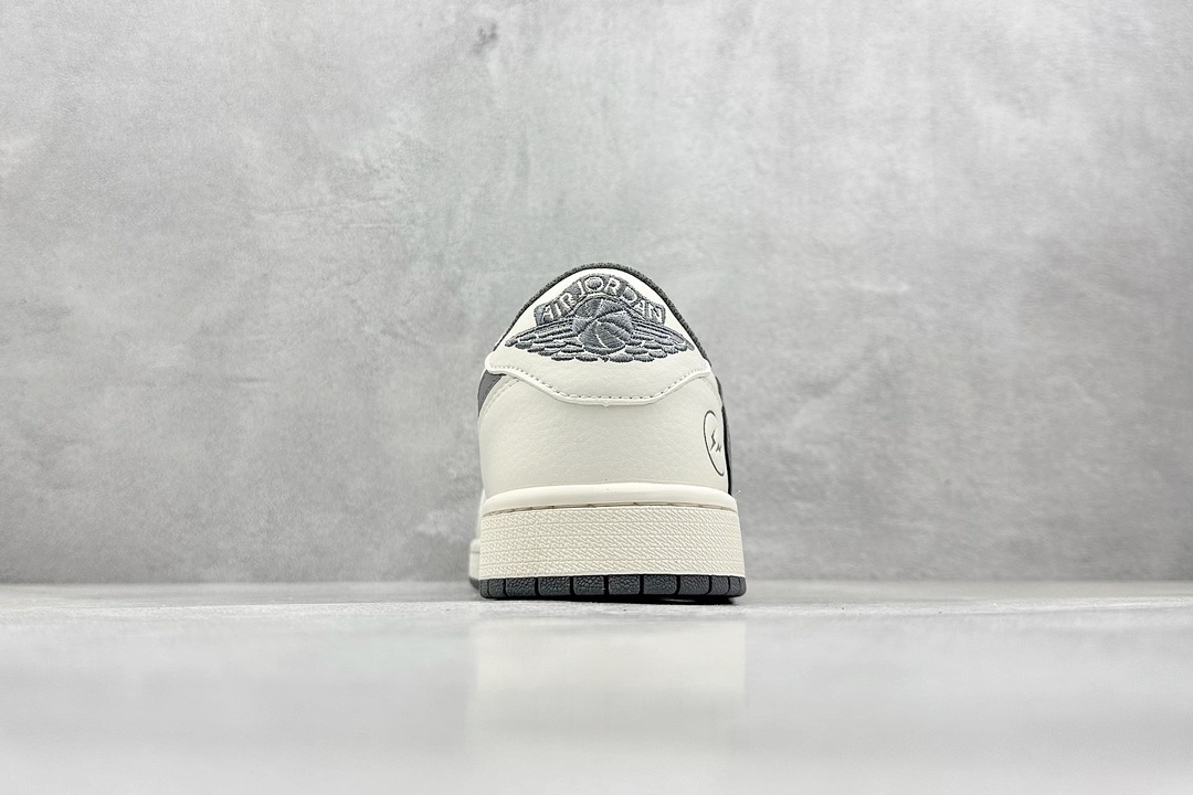 Fragment x Travis Scott x 藤原浩 Air Jordan 1 Low 三方联名倒钩 LJ5188-024