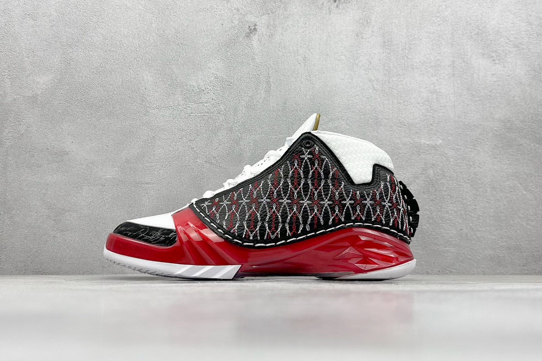 Air Jordan 23 ”Chicago Bulls” 高帮 黑红公牛 AJ23 乔丹23代 高邦 黑红色 318376-061