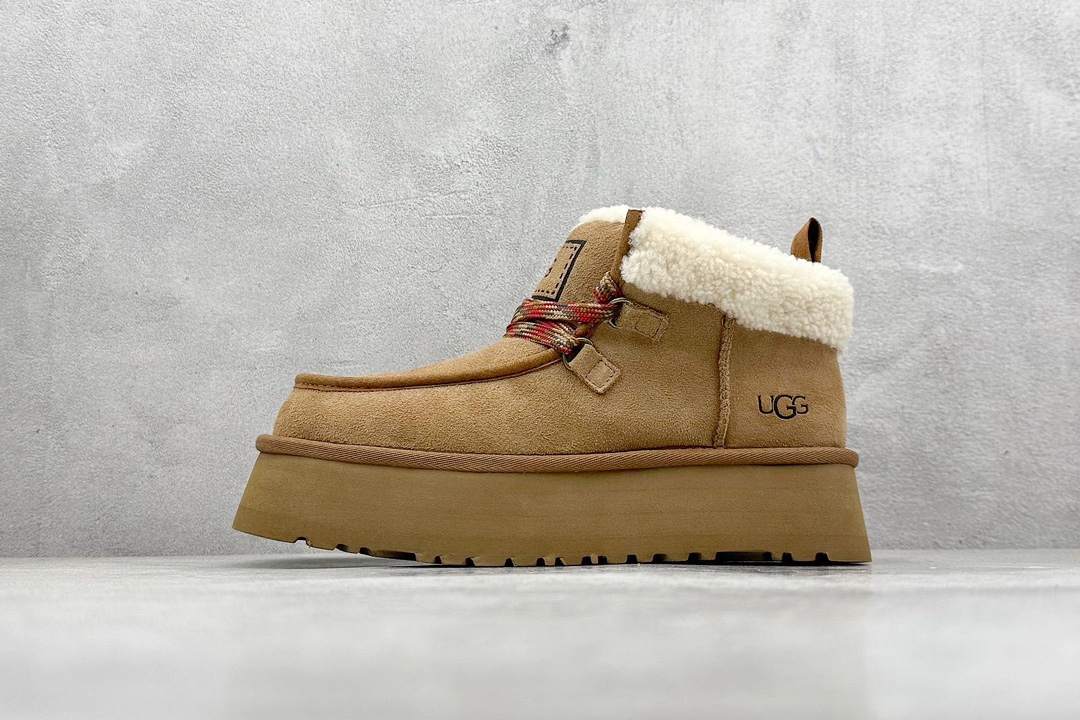 UGG 芙卡拉 3cm厚底 雪地靴女款羊绒鞋垫 冬季保暖外出 1143954