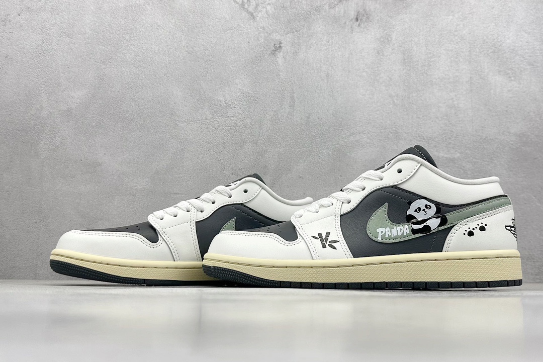 Jordan Air Jordan 1 ”嘟嘴熊猫” 星之禾 特殊手绘 DC0774-001