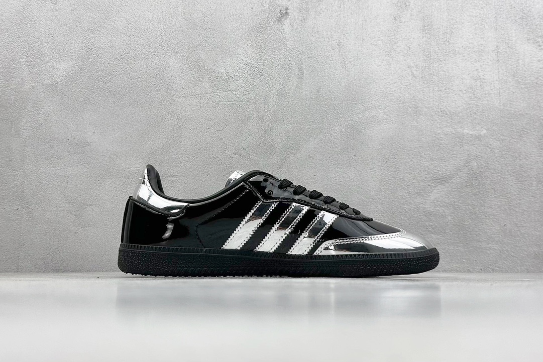 R版 atmos x adidas originals Samba “Tuxedo”黑银色 IH3364