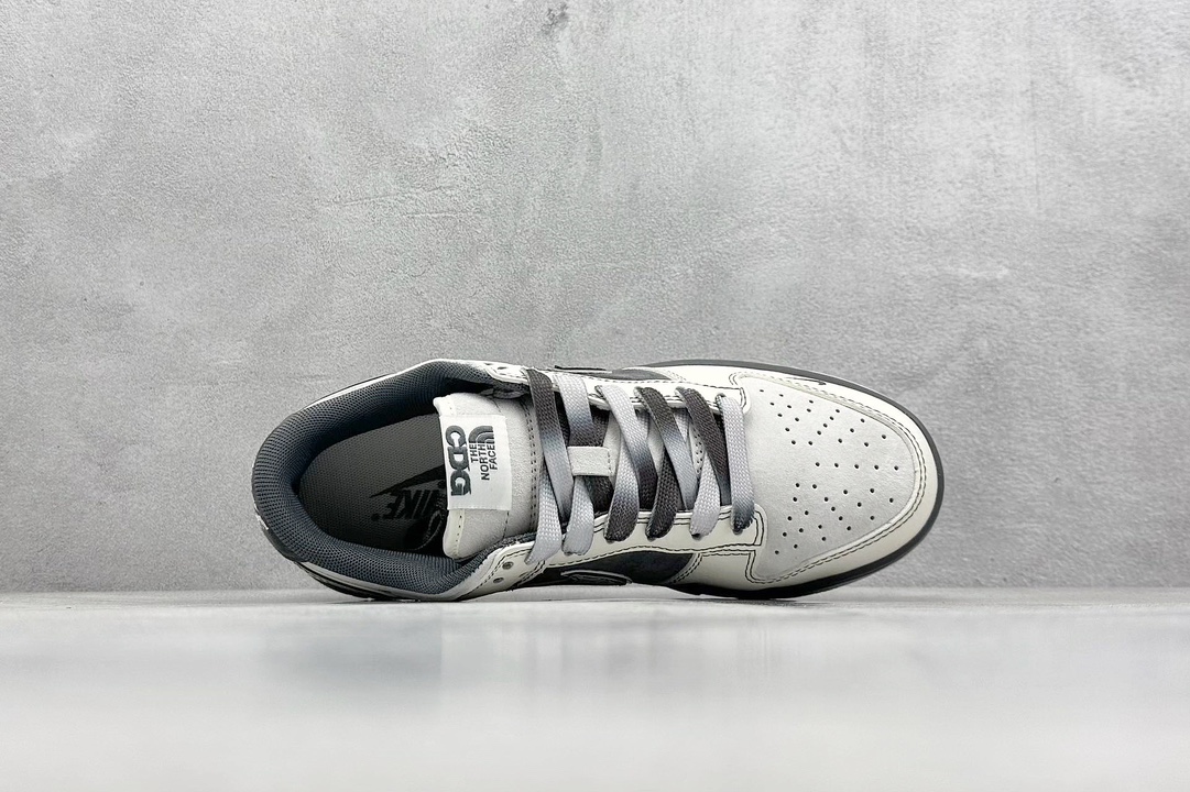 Nike SB Dunk Low x CDG x The North Face 米灰小钩  XX3168-202