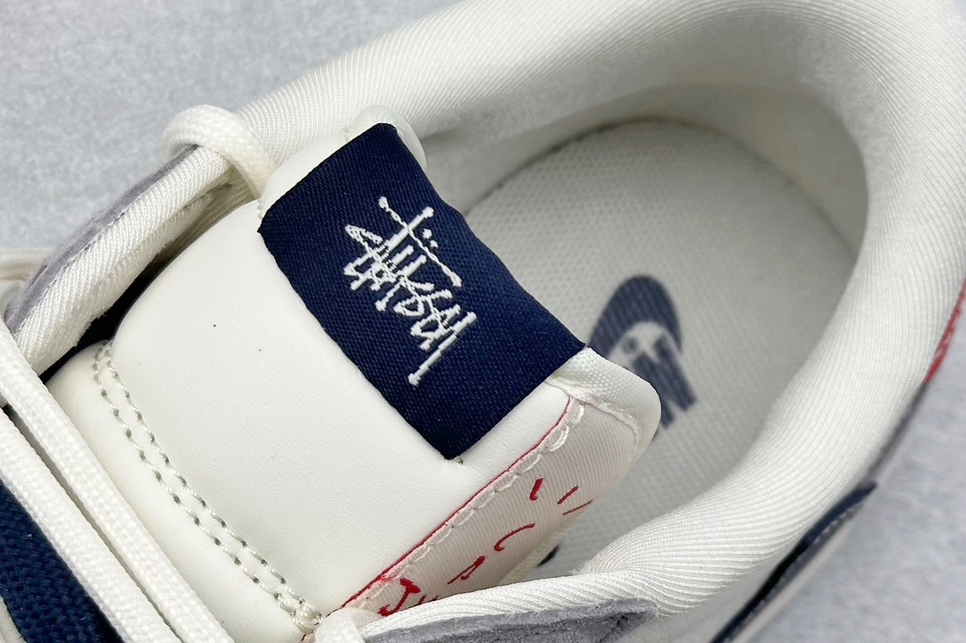 XC版 Travis Scott x Fragment Design x Jordan Air Jordan 1 Low OG SP “斯图西联名——灰蓝勾抽绳”   SJ0086-140