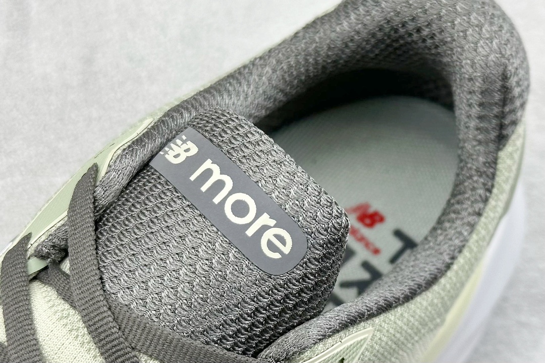 New Balance NB Fresh Foam Evoz V6 舒适耐磨低帮跑步鞋 MMORLF6