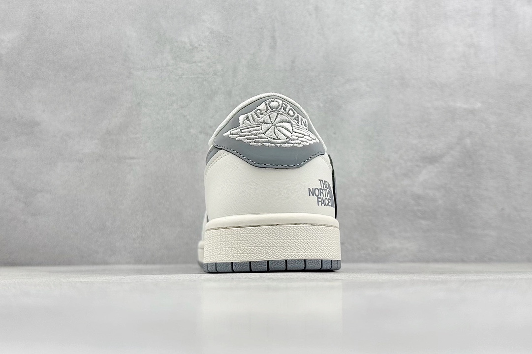XC版 Travis Scott x Fragment Design x Air Jordan 1 Low OG SP AJ1 北面联名-钢铁灰 低帮文化休闲板鞋  XZ5158-002