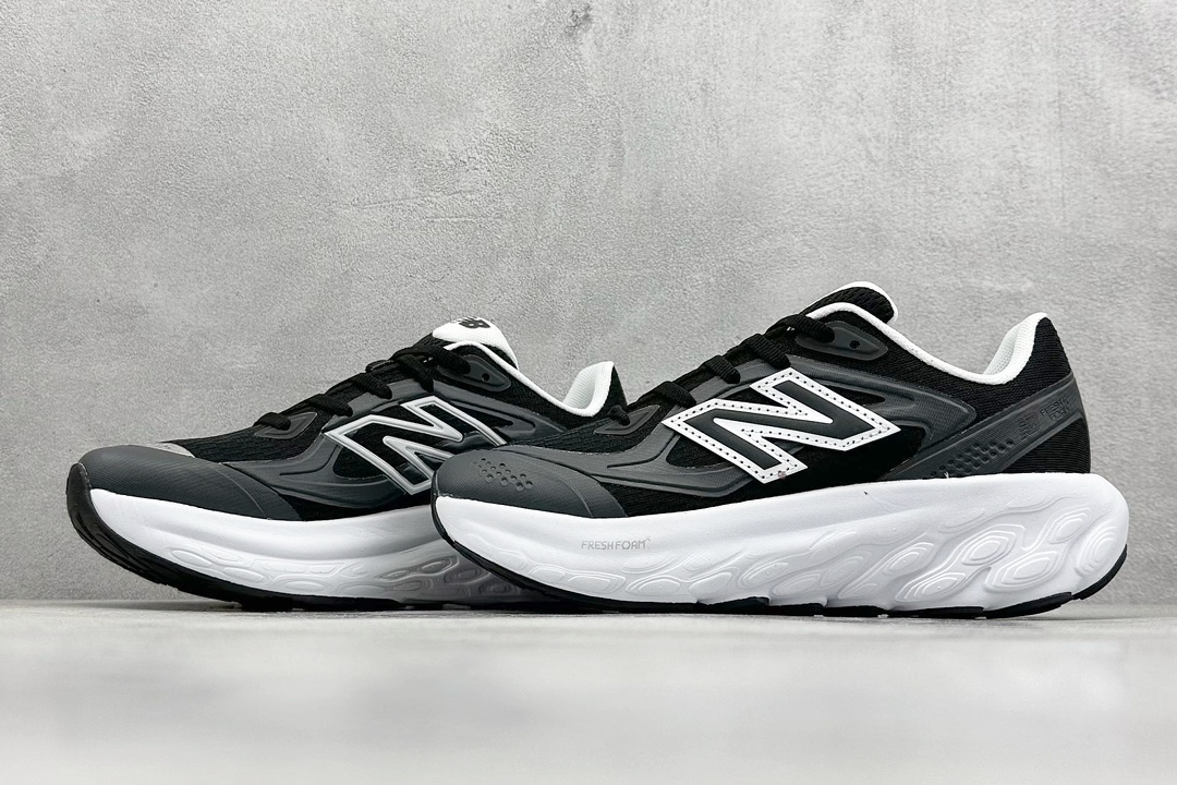 New Balance NB Fresh Foam Evoz舒适耐磨低帮跑步鞋  UTRNWF