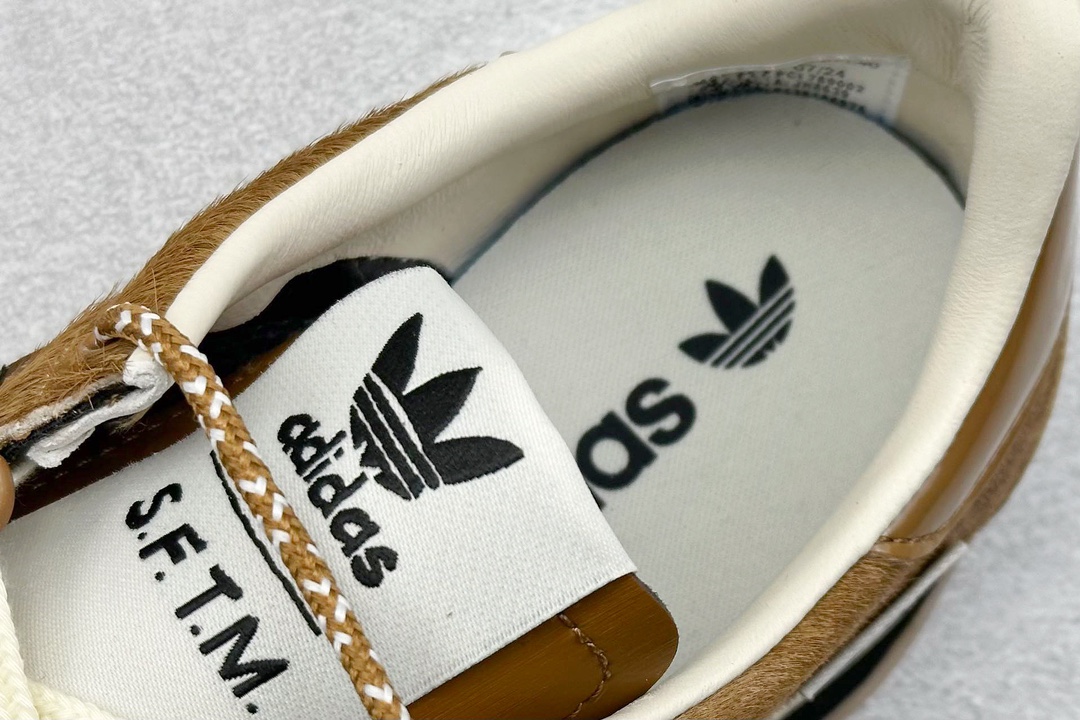 H11版 adidas originals COUNTRY OG SFTM 棕  JH8639