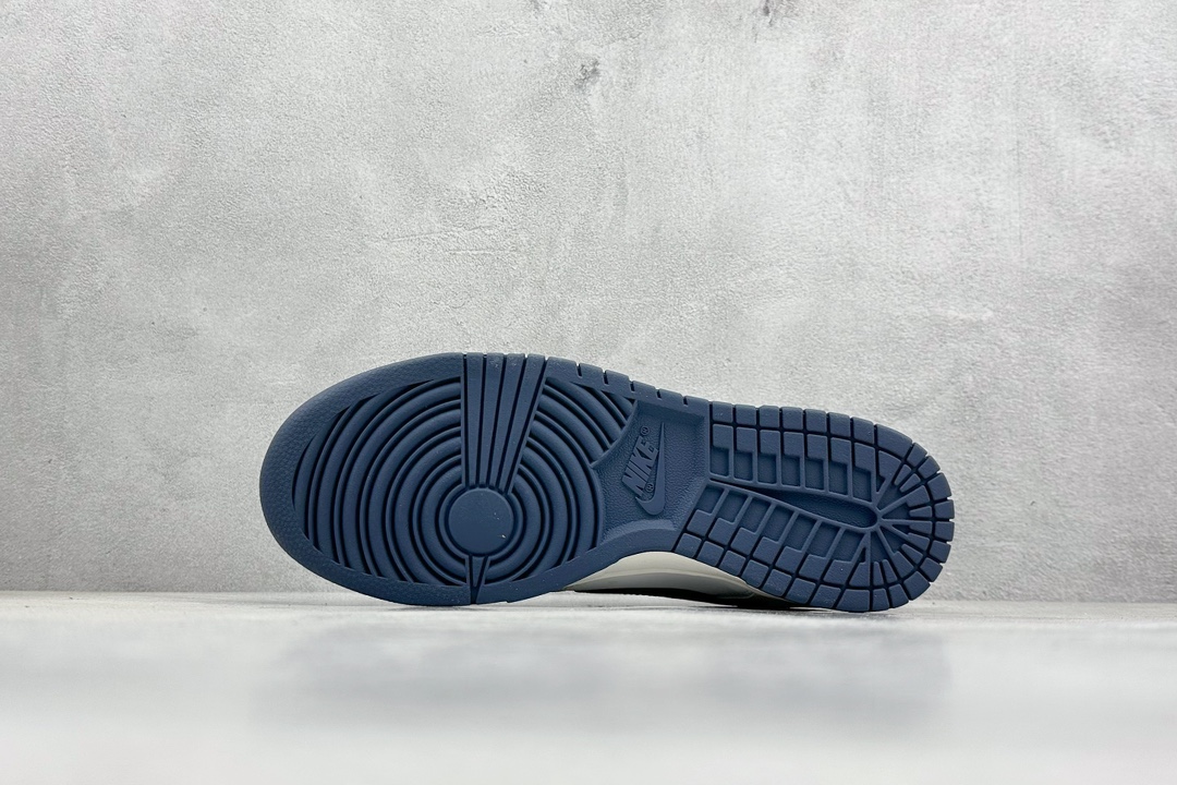 XC版 Nk SB Dunk Low 川久保玲联名-米白蓝勾 低帮休闲板鞋  KK1888-008