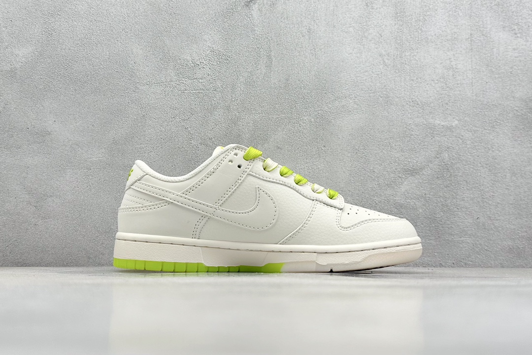 XC版 Nike SB Dunk Low x Supreme 白浅绿三小钩 BB8675-109