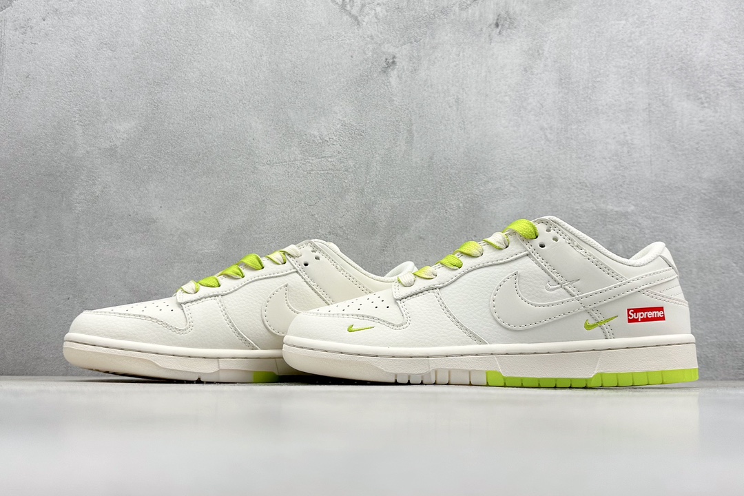 XC版 Nike SB Dunk Low x Supreme 白浅绿三小钩 BB8675-109