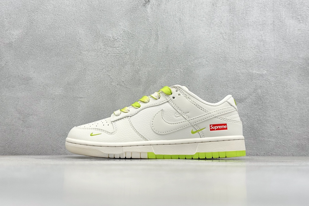 XC版 Nike SB Dunk Low x Supreme 白浅绿三小钩 BB8675-109