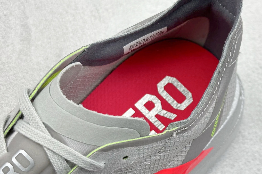 BS版 Ad Adizero Adios 4 M轻盈跑鞋 耐磨减震专业跑步鞋  JR6372