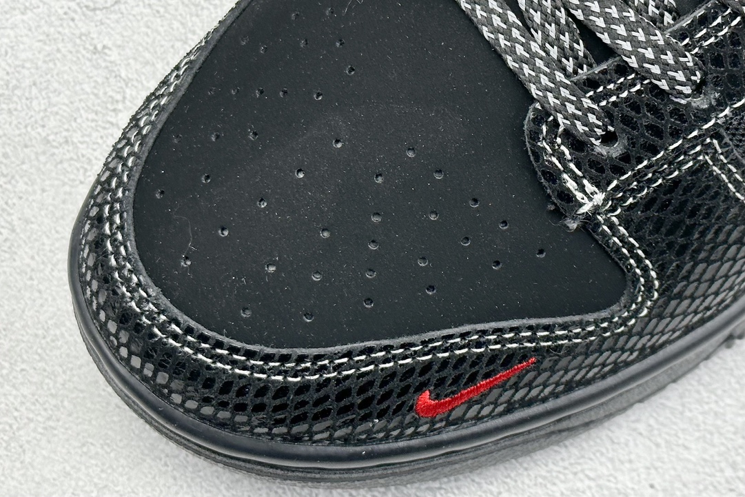 XC版 Nk SB Dunk Low 蛇年限定-黑蛇 周年高端定制 低帮休闲板鞋   CH8311-233