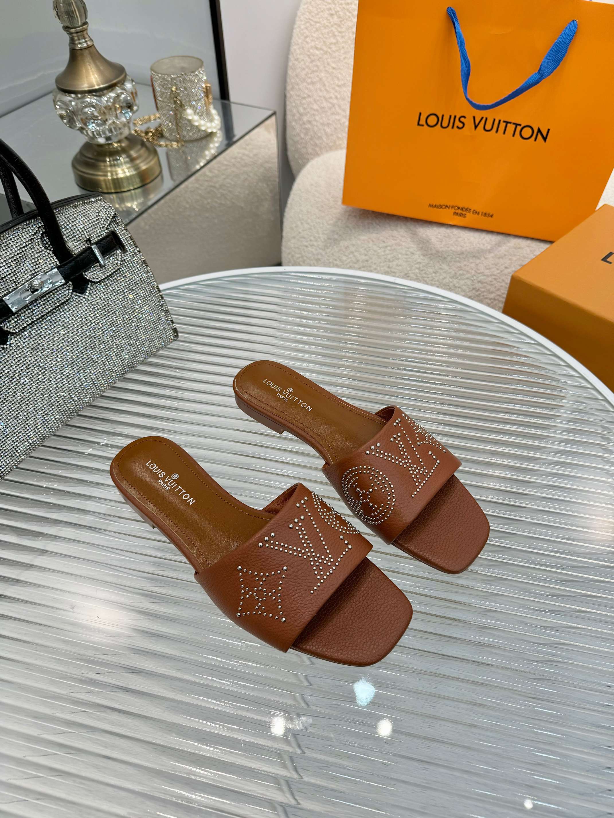 Louis Vuitton Brown Leather Studded LV Logo Sandals Slides Size 35-40 1 Louis Vuitton Brown Leather Studded LV Logo Sandals Slides Size 35-40