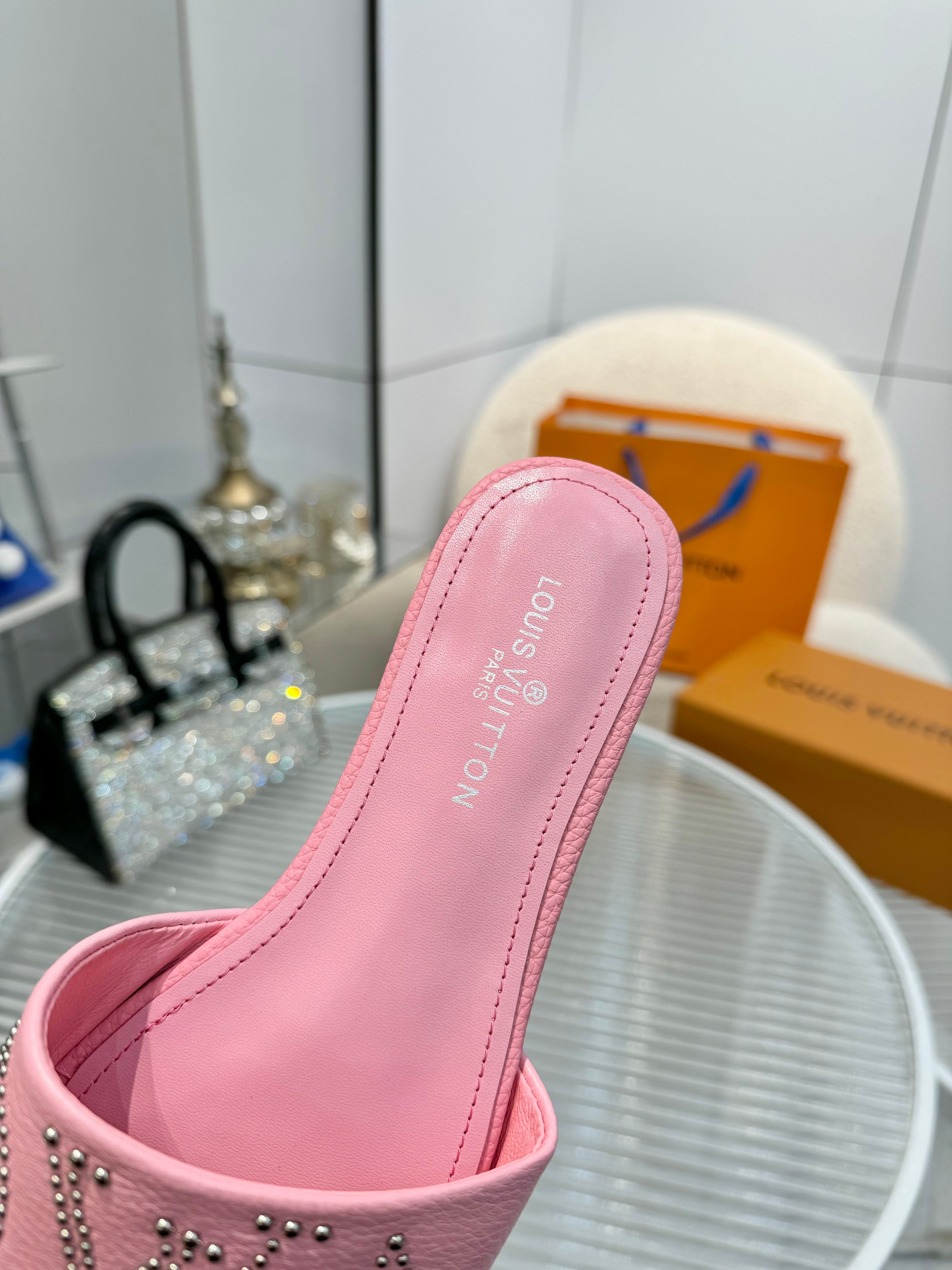 Louis Vuitton Women's Pink Leather Rivoli Sandal with Iconic LV Signature 7 a1742622063026 3582