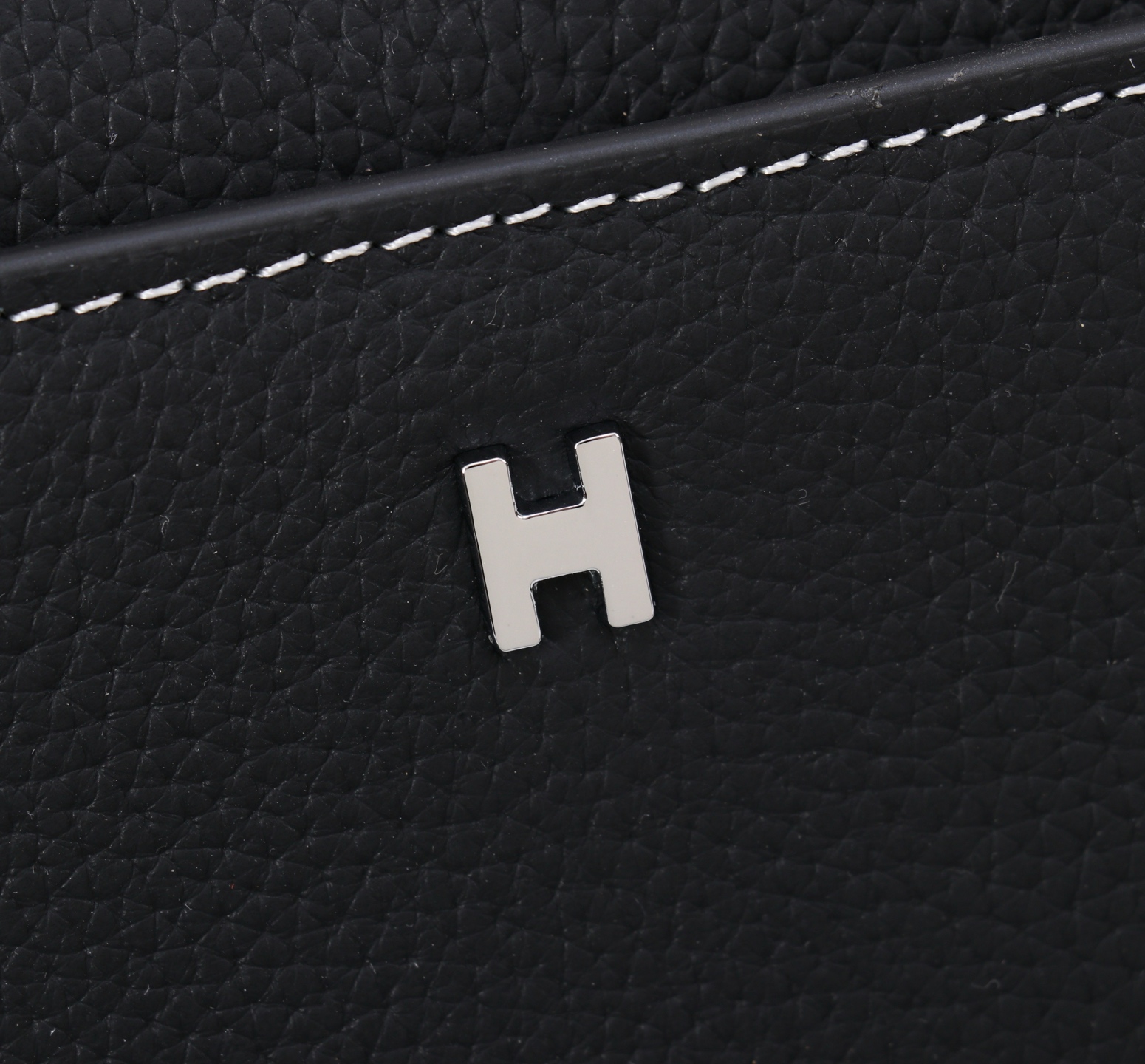 最新款来袭👏👏Hermes（爱马仕）💯💯斜挎两用包，进口顶级头层原版，手感舒适 皮质超柔 简单大气的lo