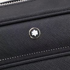 MONTBLANC 全新万宝龙匠心系列邮差包 经典黑型号:MB#材质:头层牛皮(原版皮)款式:万宝龙专柜 MONTBLANC 全新万宝龙匠心系列邮差包 经典黑型号:MB#材质:头层牛皮(原版皮)款式:万宝龙专柜