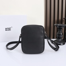 MONTBLANC 全新万宝龙匠心系列迷你小挎包 经典黑型号:MB#材质:头层牛皮(原版皮)款式:万宝龙 MONTBLANC 全新万宝龙匠心系列迷你小挎包 经典黑型号:MB#材质:头层牛皮(原版皮)款式:万宝龙