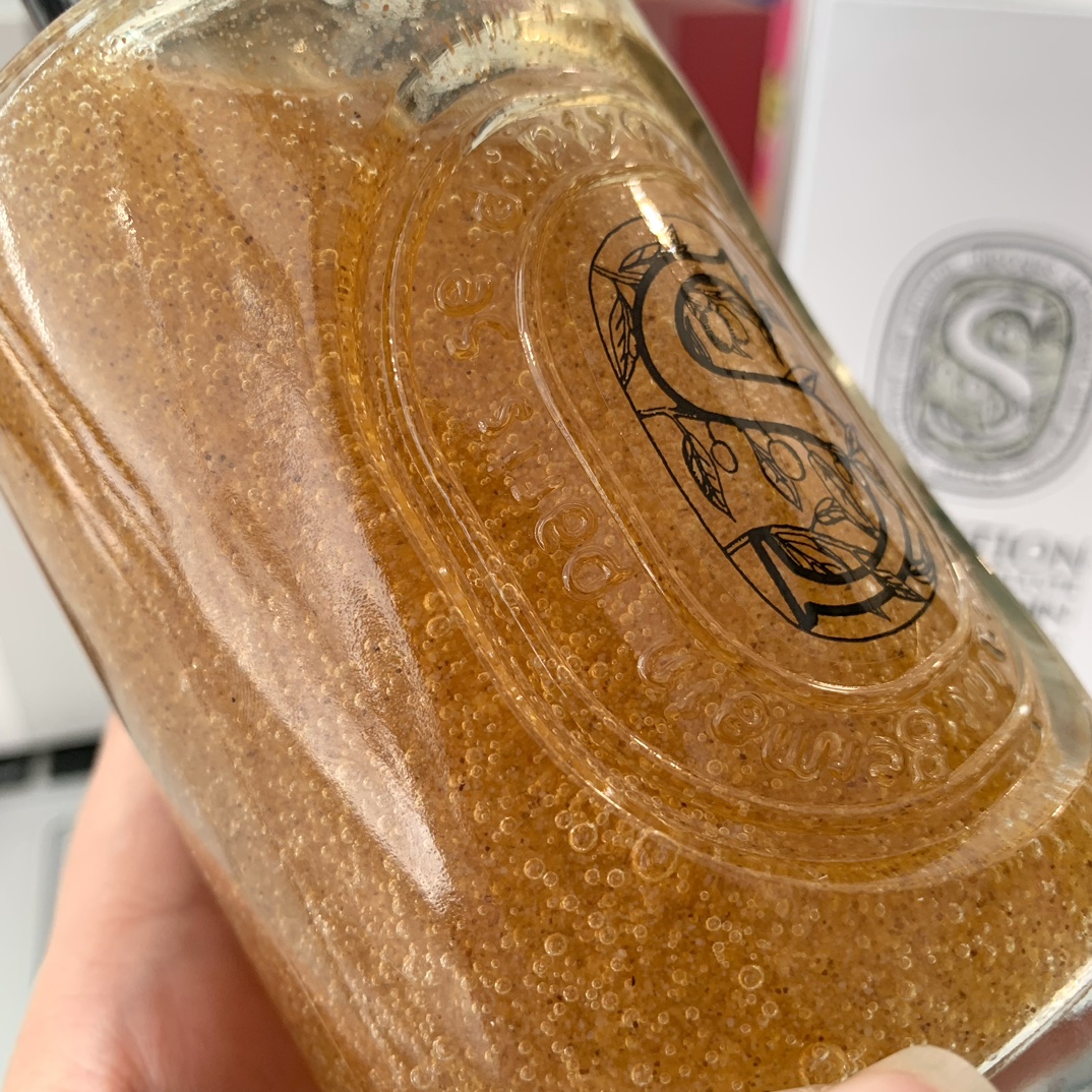 Wood aroma+fragrance~A little thicker than hand cream, it's the kind of - Perfume 6