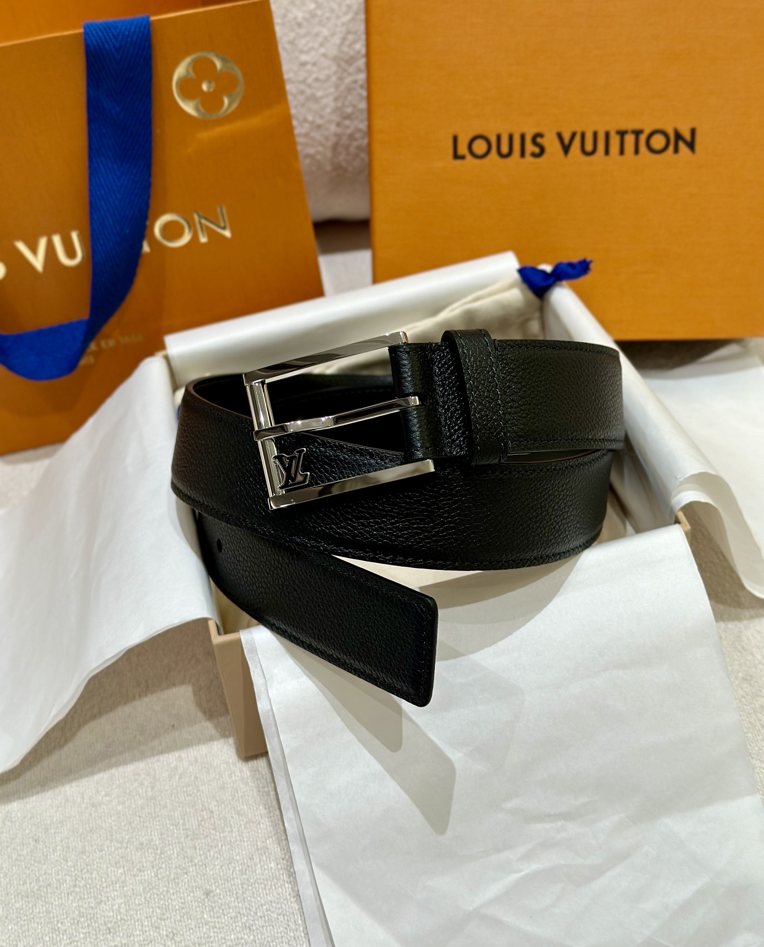 Louis Vuitton Pasek Wzór litchee Taiga