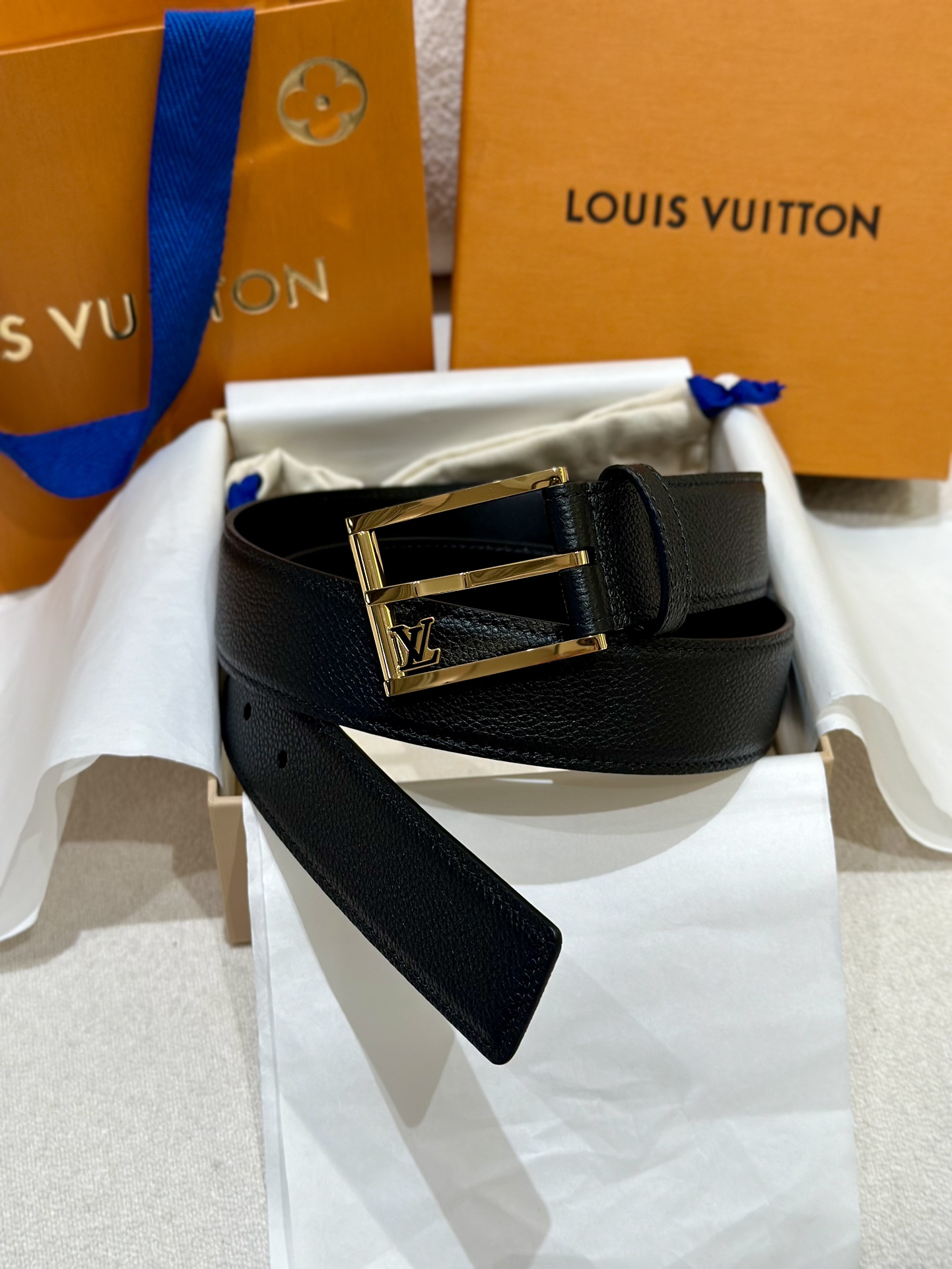 Louis Vuitton Pasek Wzór litchee Taiga