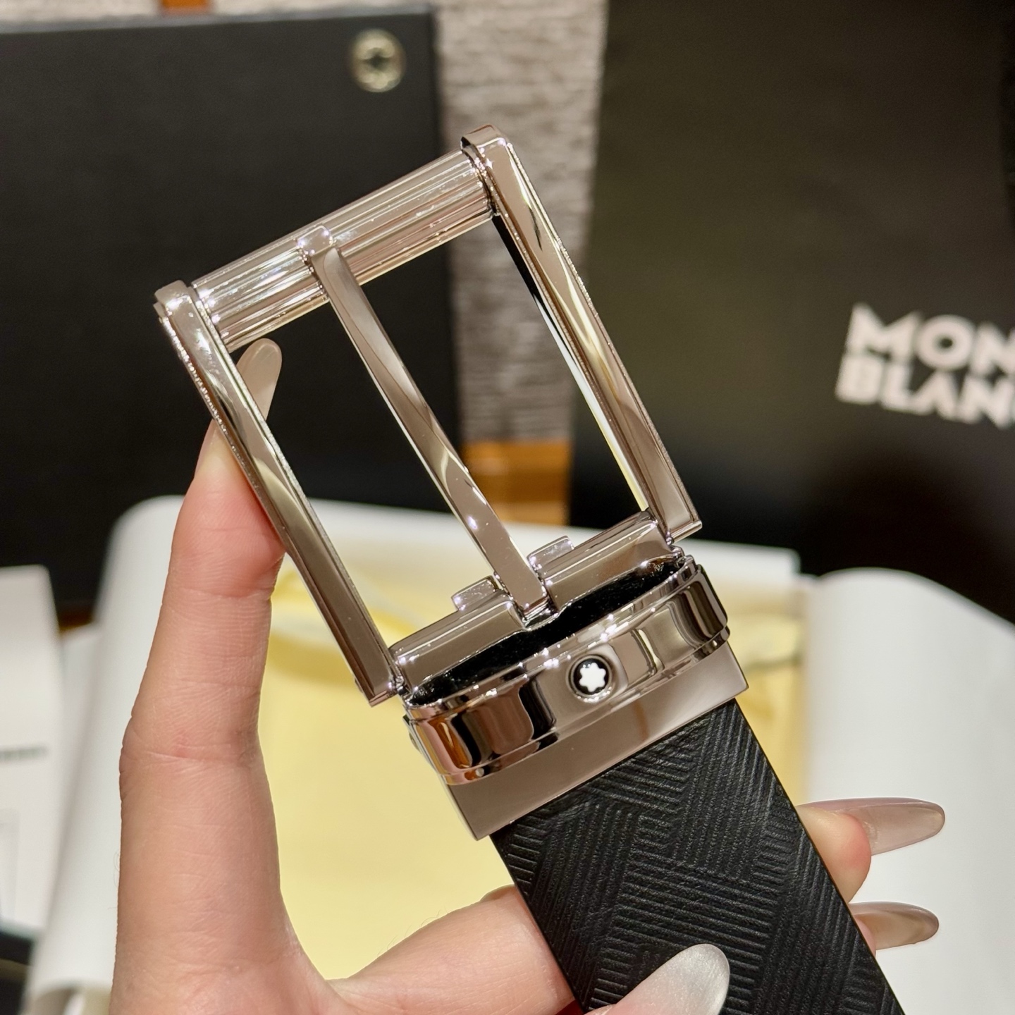 China Replica Montblanc Belt MBBT0409-2310