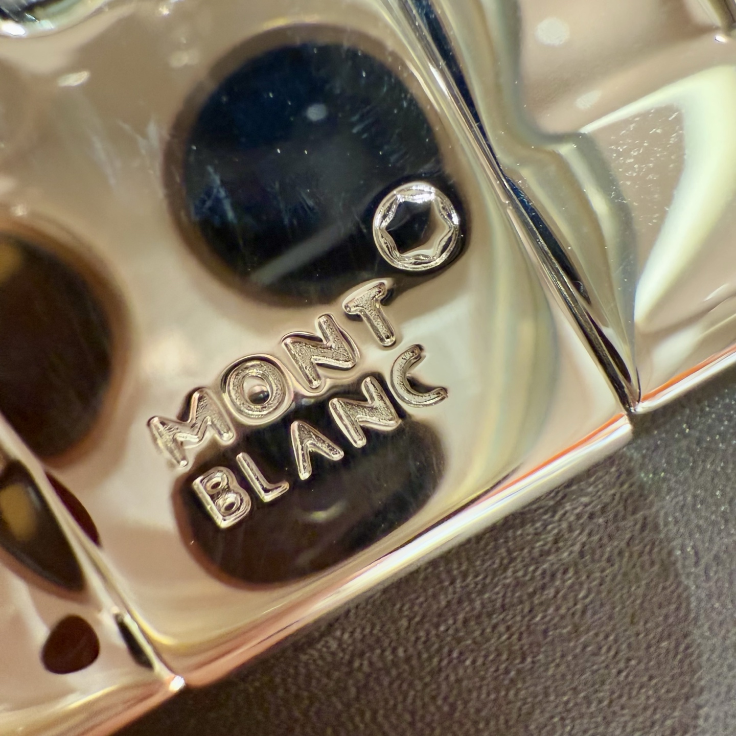 China Replica Montblanc Belt MBBT0409-2310