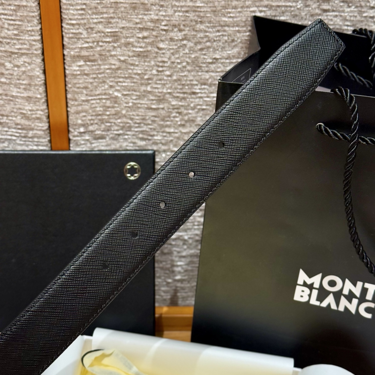 China Replica Montblanc Belt MBBT0409-1971