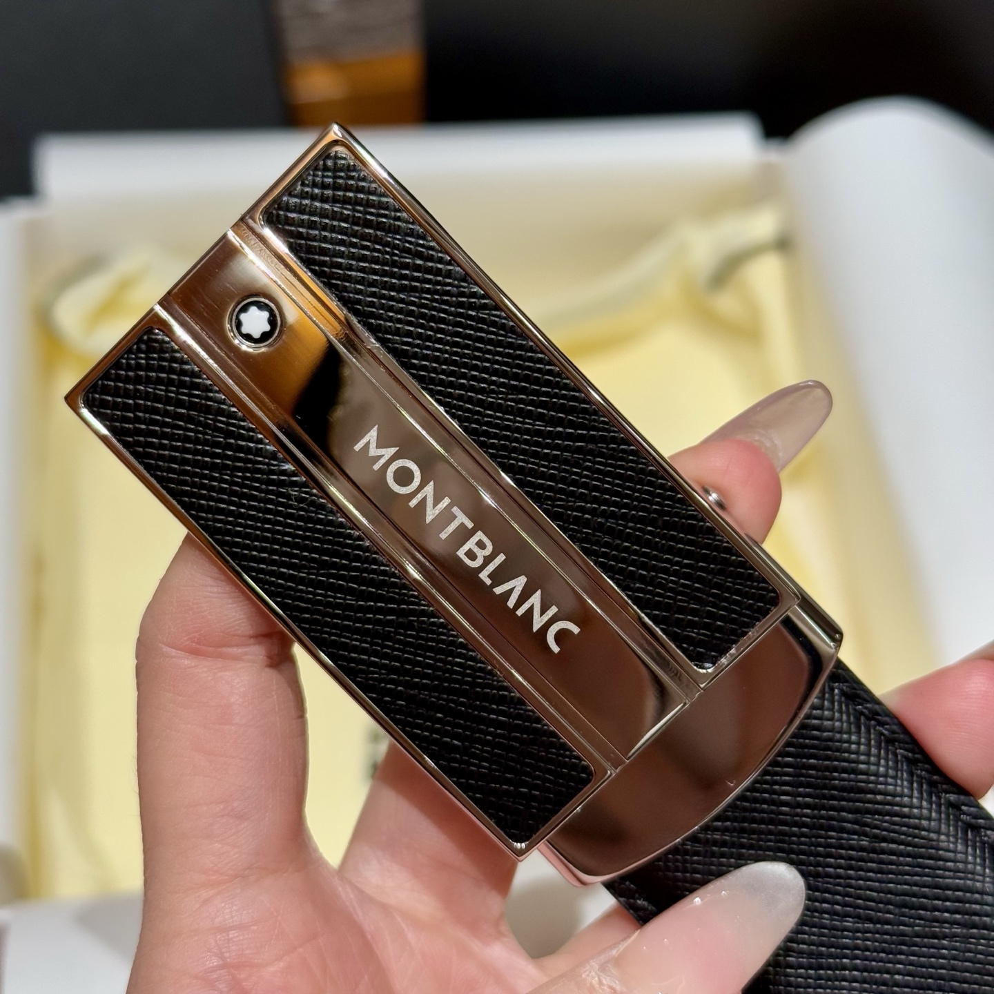 China Replica Montblanc Belt MBBT0409-4253