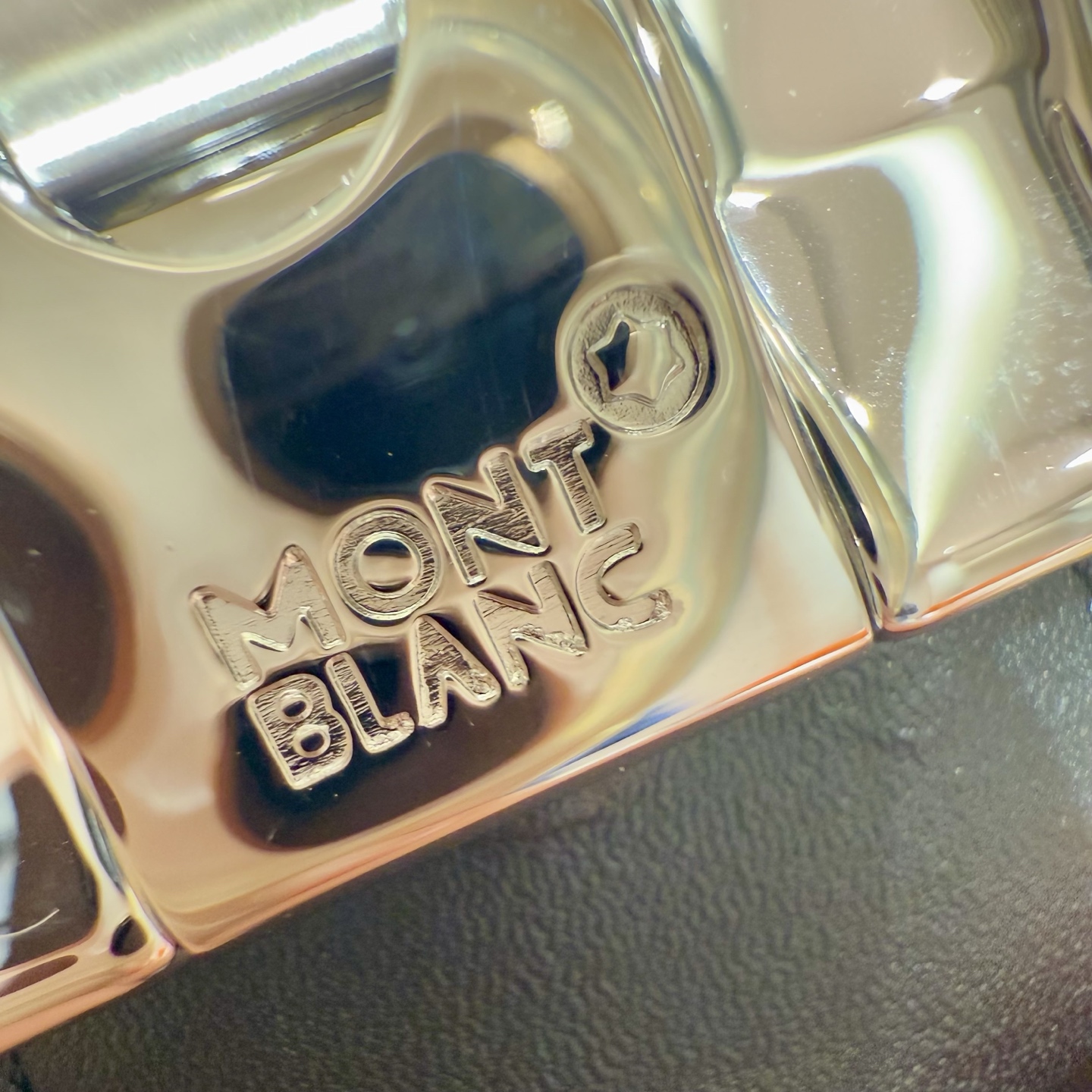 China Replica Montblanc Belt MBBT0409-4253