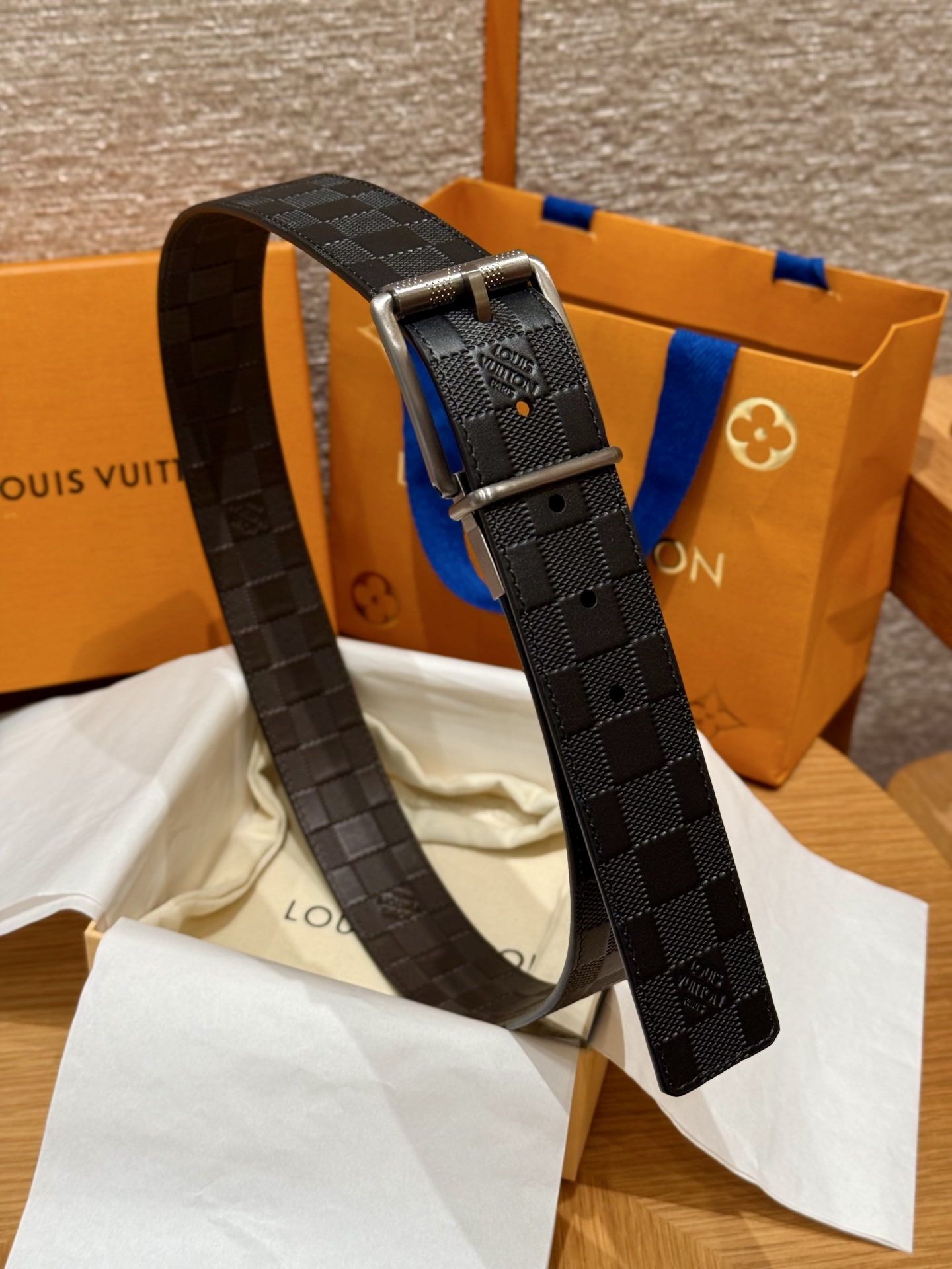 루이비통 블랙 체크 양면 가죽 벨트 상세 이미지 3