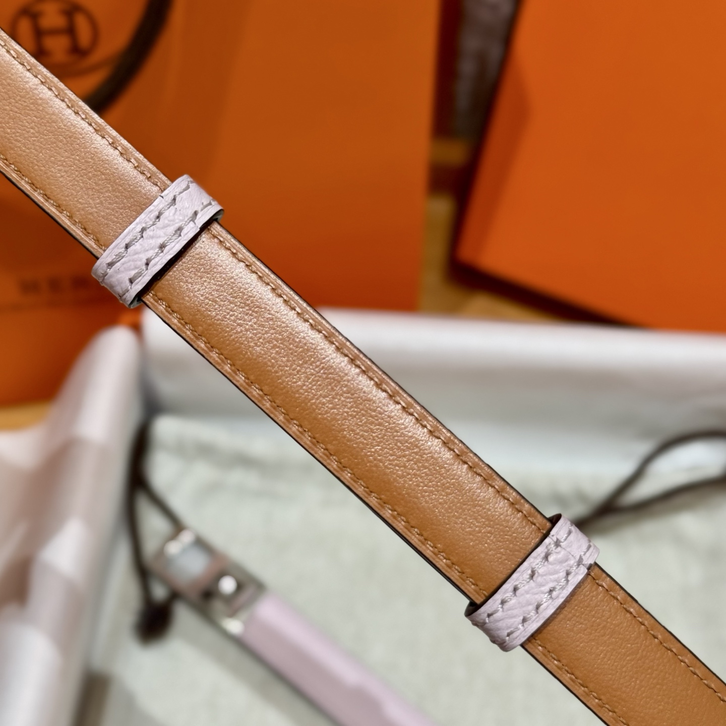 H家調節可能な女性用Epsom小牛皮腰ベルト