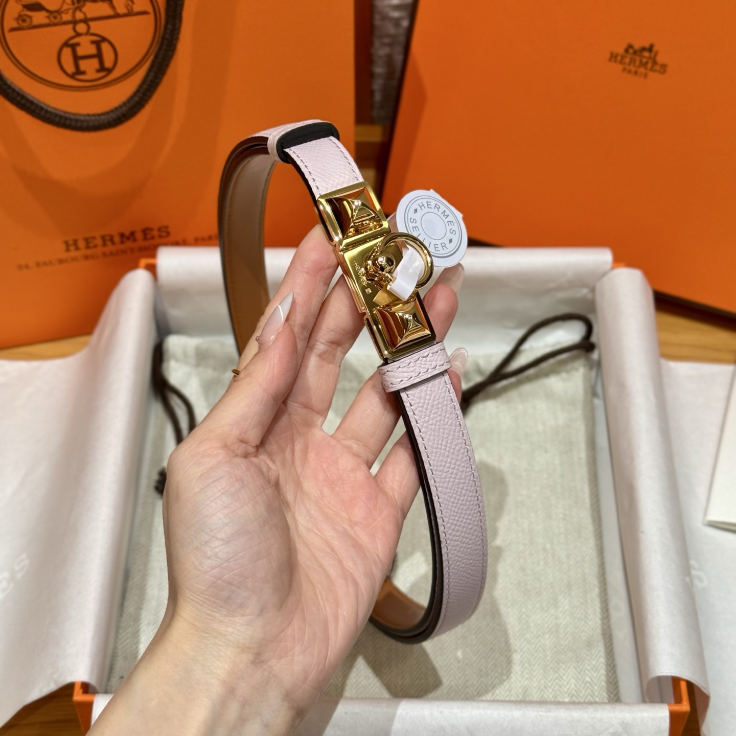 H家新款女款調節腰帶 - Epsom小牛皮&自由調節デザイン