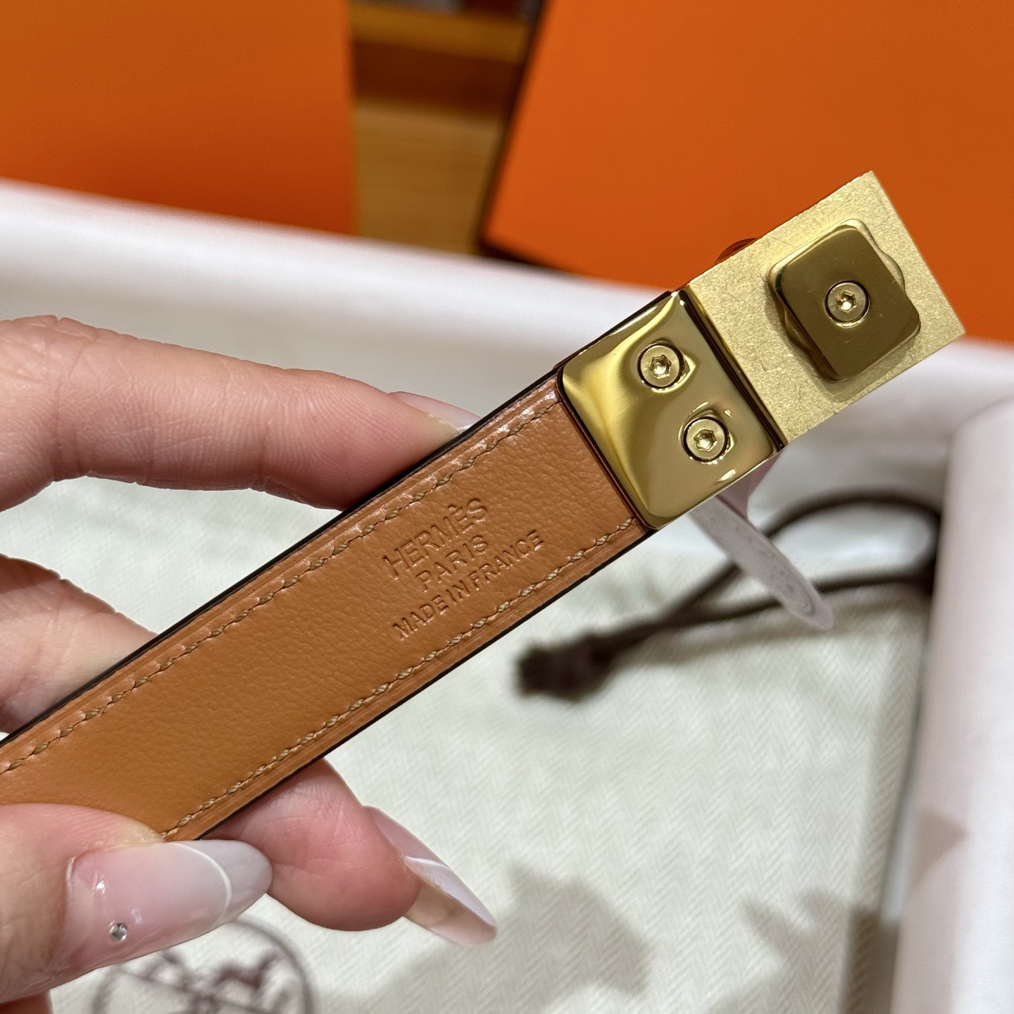 H家新款女款調節腰帶 - Epsom小牛皮と镀金kelly皮带扣