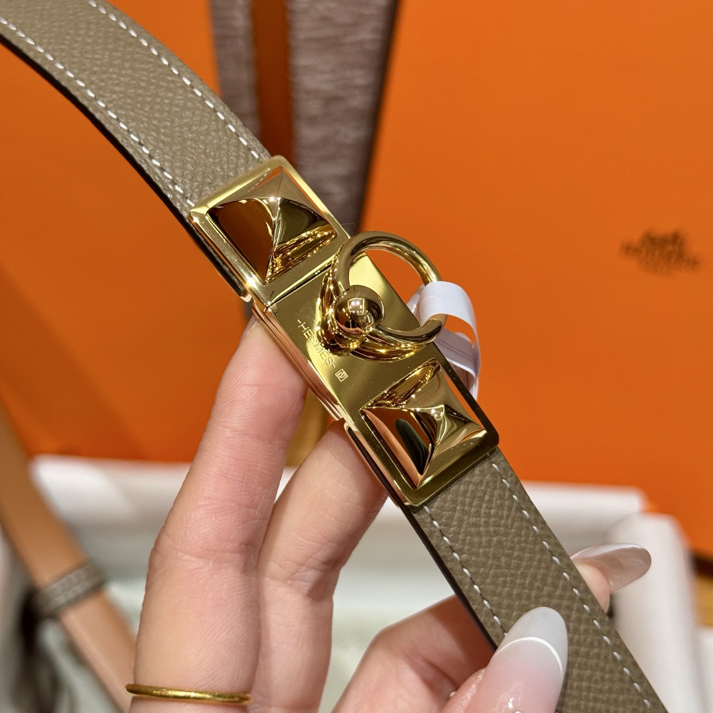 H家新款女款調節腰帶 - Epsom小牛皮と镀金kelly皮带扣