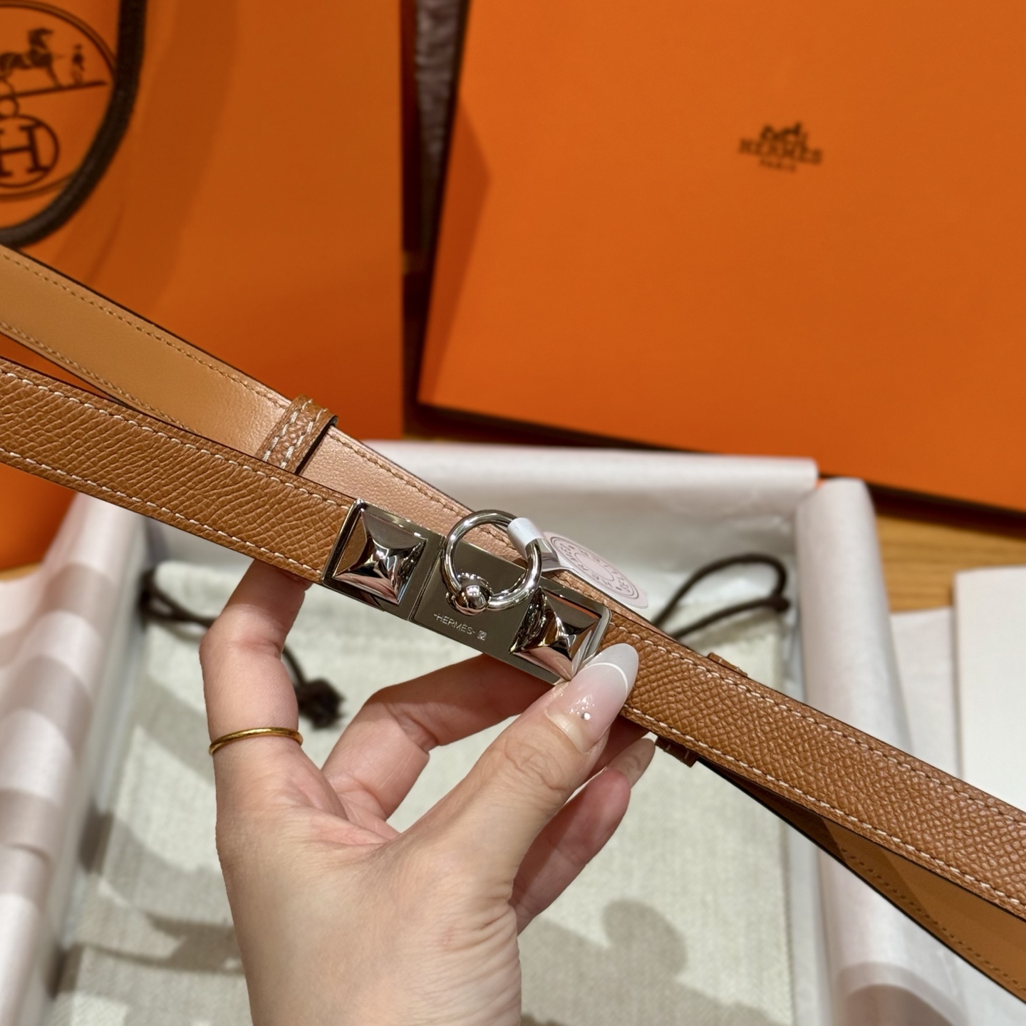 H家新款女款調節腰帶 Epsom小牛皮製・自由調整可能