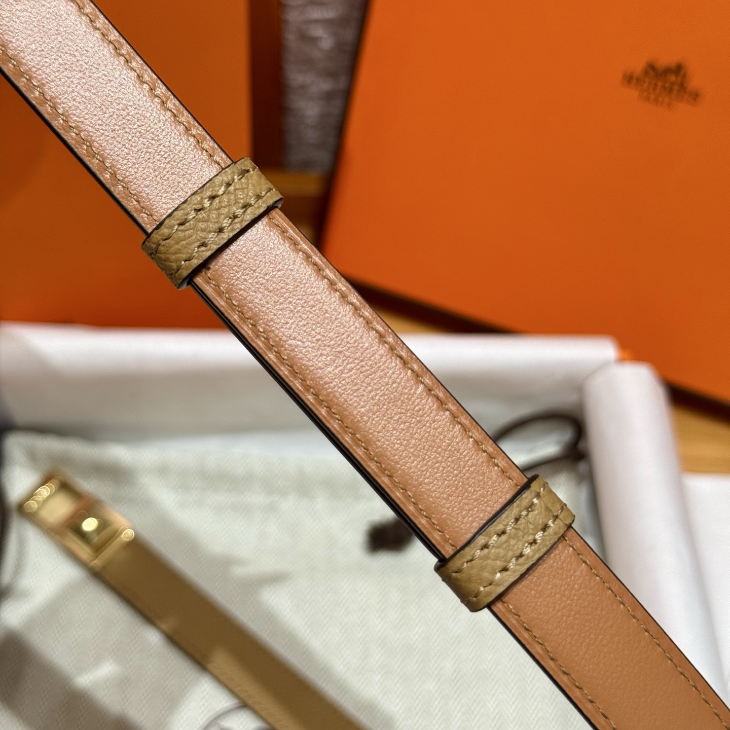 H家新款女款调节腰带 Epsom小牛皮製・自由調節可能