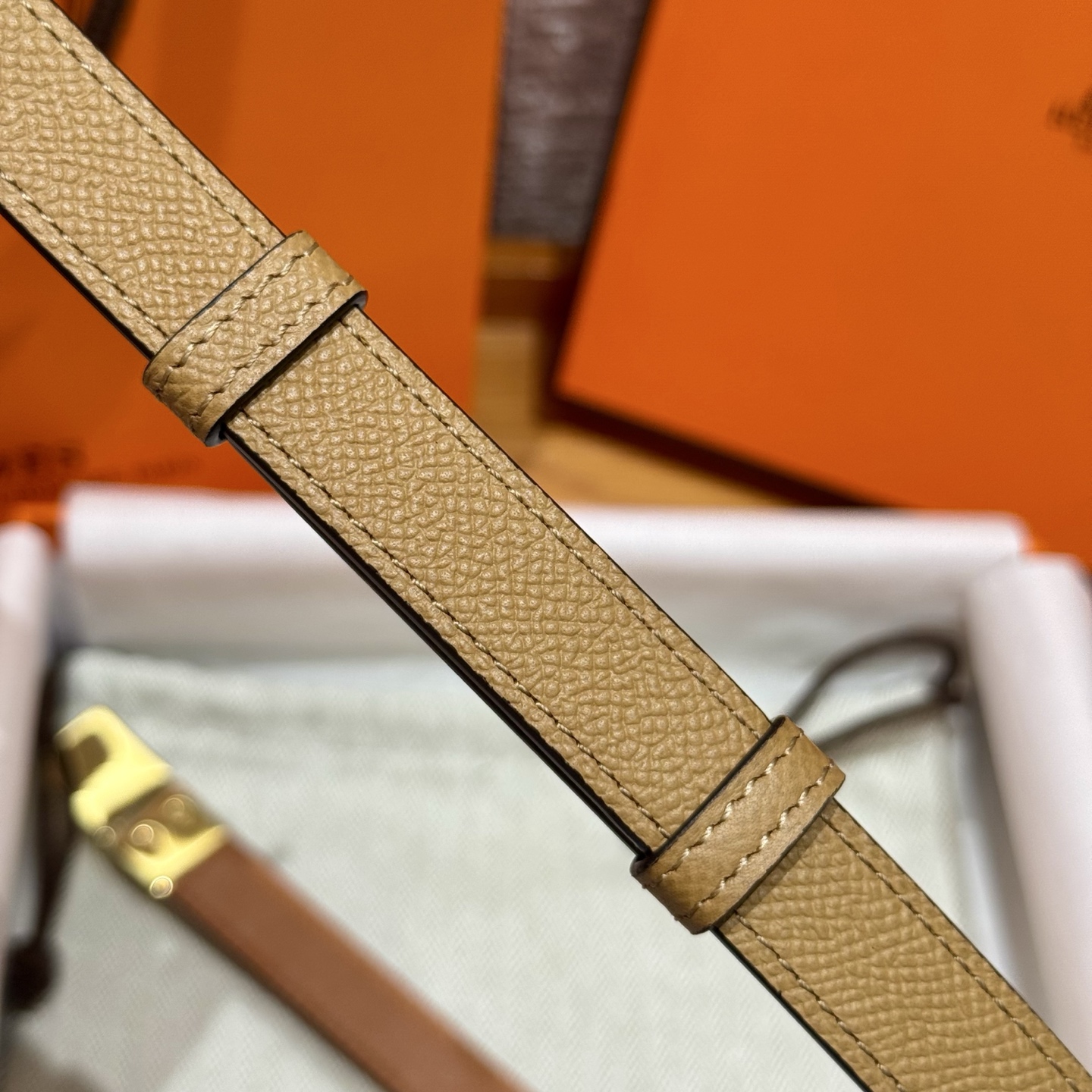 H家新款女款调节腰带 Epsom小牛皮製・自由調節可能