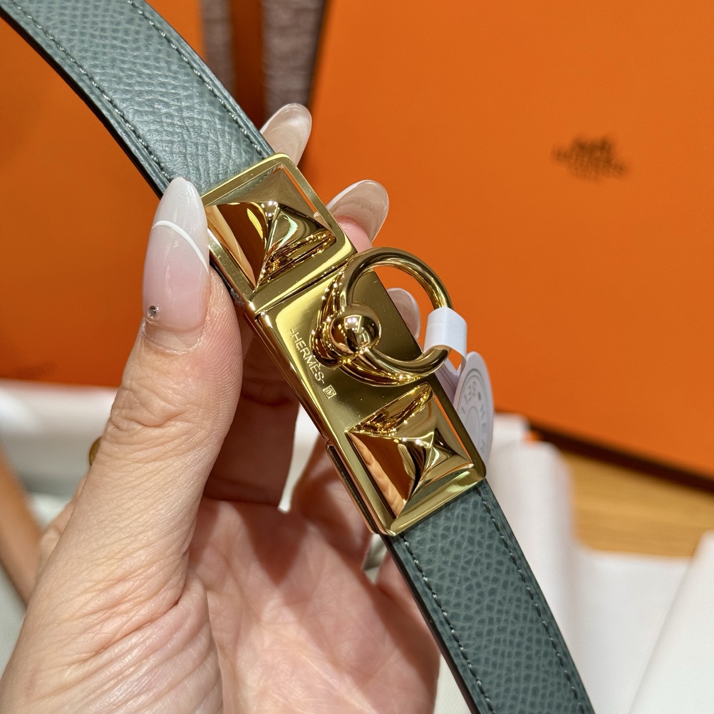 H家新款女款調節腰帯 - Epsom小牛皮製、自由調節可能