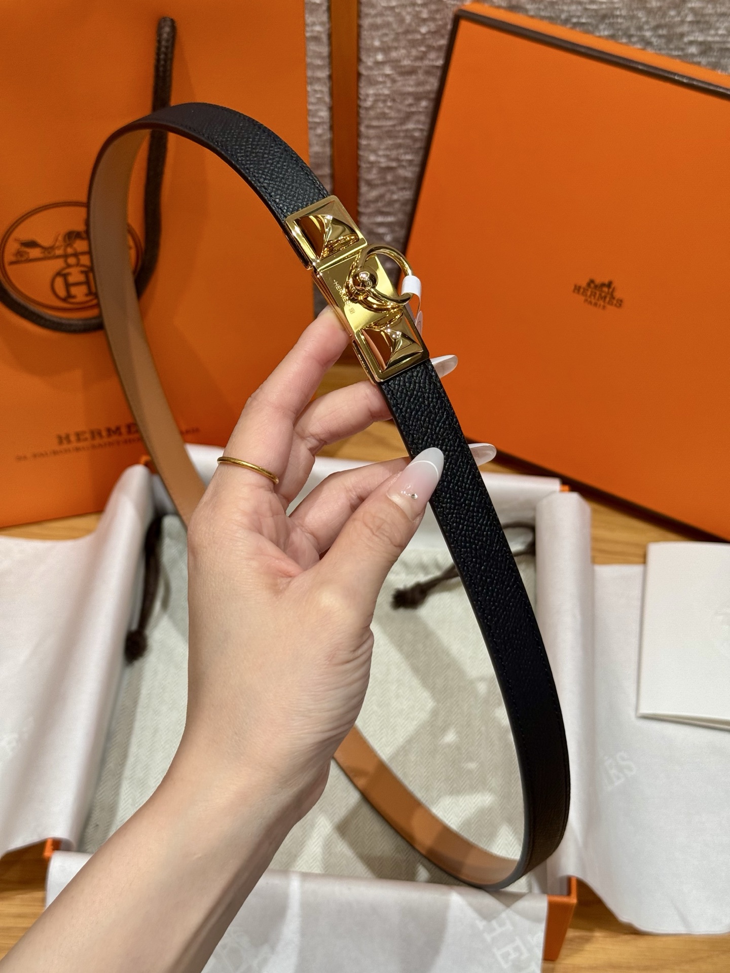 H家新款女款調節腰帯 Epsom小牛皮製・自由調整可能