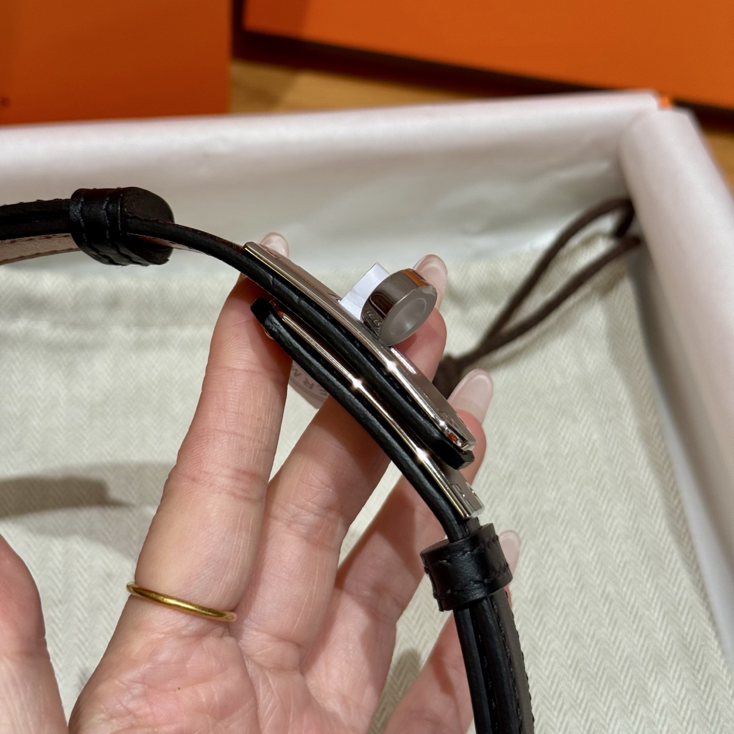 H家新款平纹小牛皮腰带 - 調整可能なデザイン