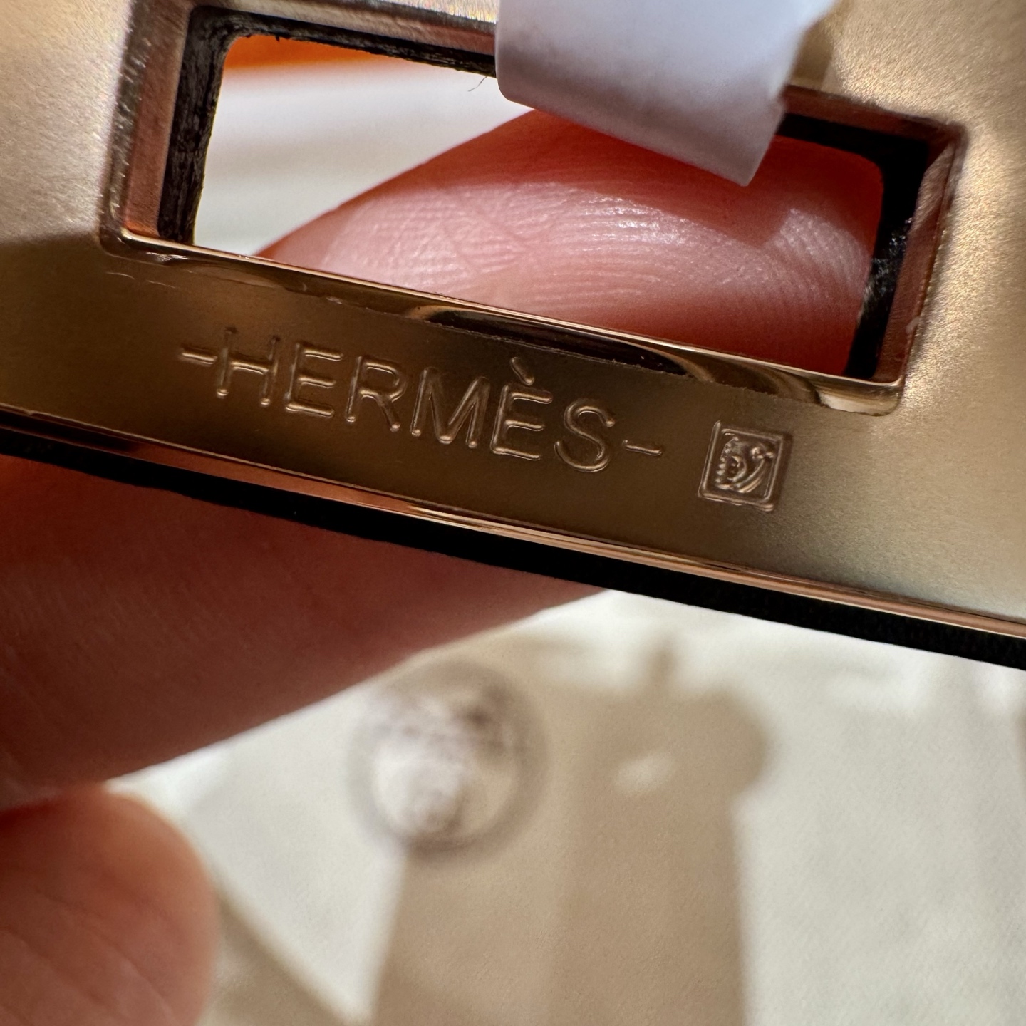 H家新款平纹小牛皮女子腰带