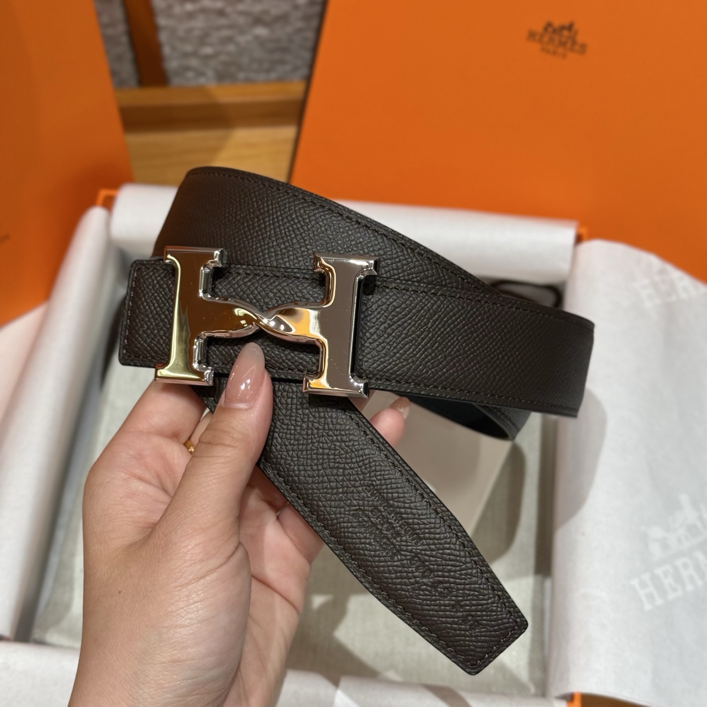 H家男款腰带 - 高級感溢れるリバーシブルデザイン