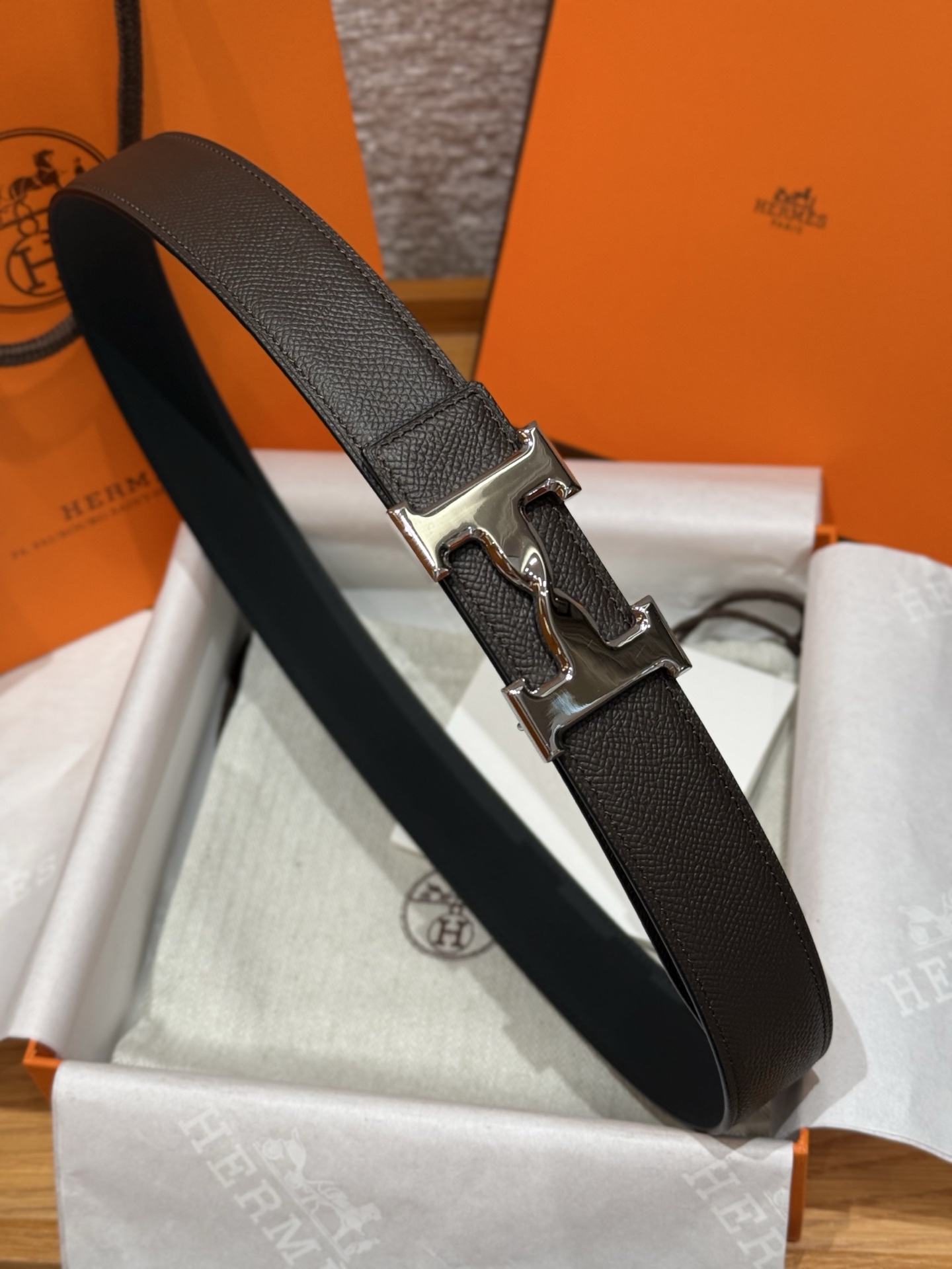 H家男款腰带 - 高級感溢れるリバーシブルデザイン