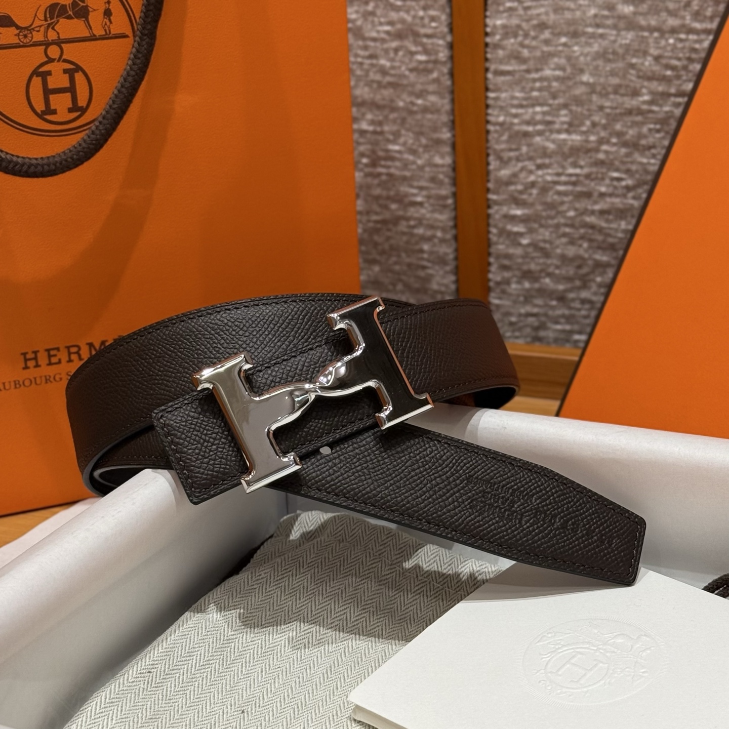 H家男款腰带 - 高級感溢れるリバーシブルデザイン