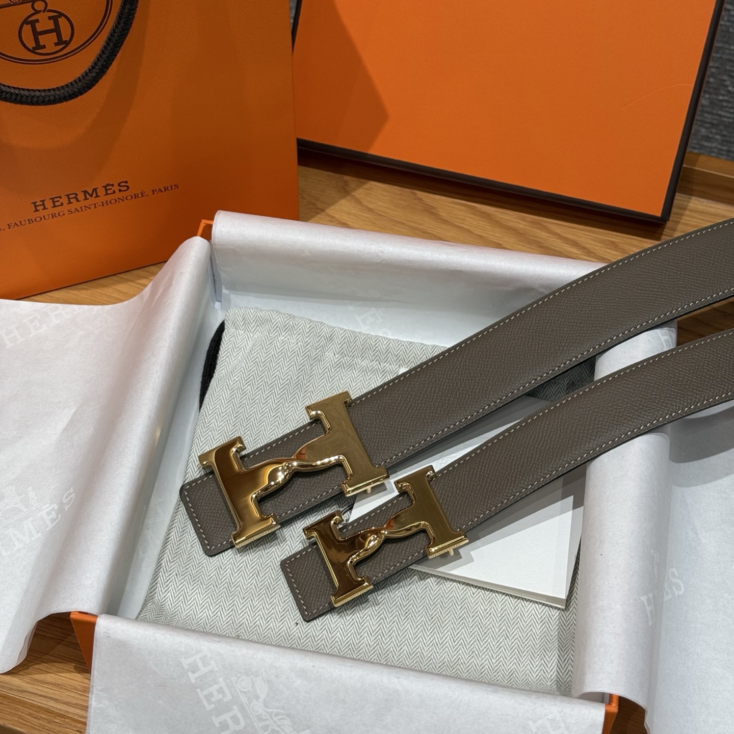 H家 男款腰带 大象灰 双面使用の3D効果